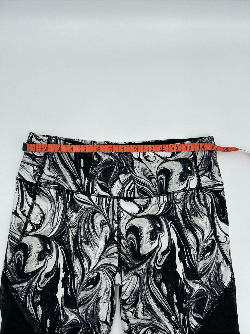 Victoria's Secret Black and White Marble-Panel Sheer Workout Leggings L - Picture 4 of 6